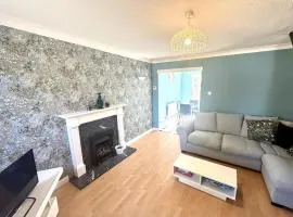 Homely 2 bedroom house parking