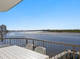 Wharf Lodge River View Apartment