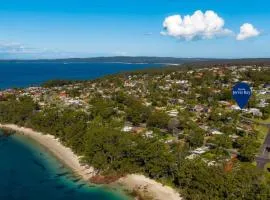 Shack No. 5 A Quirky, Retro Beach Escape in Jervis Bay!