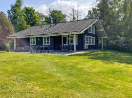 Holiday Home Granlygårdsvej, hotel u gradu 'Kalundborg'