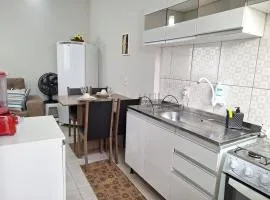 Apê completo, térreo - AC - Maq de Lavar