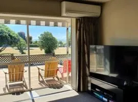 Handy Location, Ocean & Mountain Views, Close to Park - KK96845