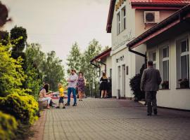 Laura, hotel cerca de Centro deportivo y de ocio Wawrzkowizna, Bełchatów