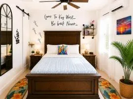 Sailors Cabin - Prime Downtown Key West Spot - Walk to Duval