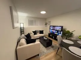 Lovely Two-Bed APT at Kenmount Terrace