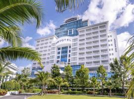 Novotel Phuket City Phokeethra, hotel ve městě Phuket