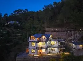 Alaya Stays Gable Pine 5 BHK Cottage with Plunge Pool amid Mountains