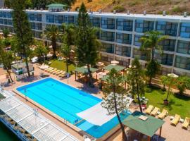 Ron Beach Hotel, hotel v destinaci Tiberias