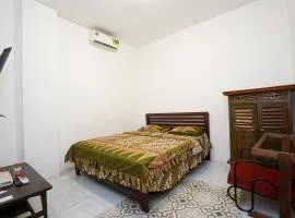 Griya Gribig Guest House Mitra RedDoorz
