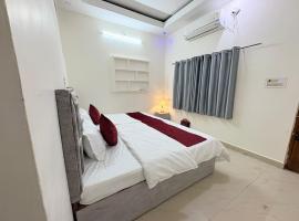 Shiv Aaradhya Home Stay, hotel v destinaci Udždžain