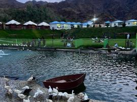 منتجع خيال رفيف, hotel em Ḩarshaf