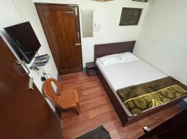 New Sampath Deluxe Rooms, hotel sa Bangalore