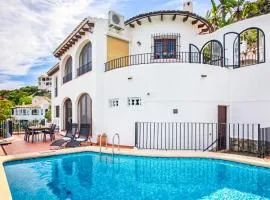 Stunning Home In Pego