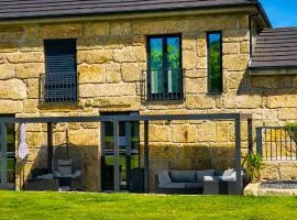 Azemeira's Country House