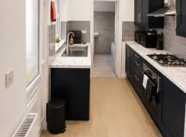 Spacious 4-Bed Home in St Helens Free Parking