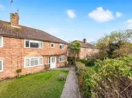 Bright & spacious flat close to the centre of Arundel