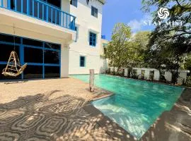 1BHK Greek Styled Apartment