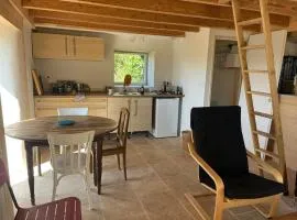 La Tanière, mini maison à la campagne