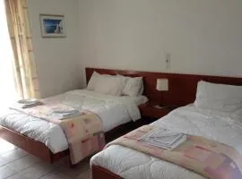 Gikas Apartments Triple Studio Garden View A2