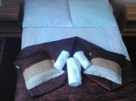Hotel Deer Park, ξενοδοχείο σε Brundnice