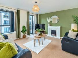 Entire home in Hanley United Kingdom, hotel a Etruria