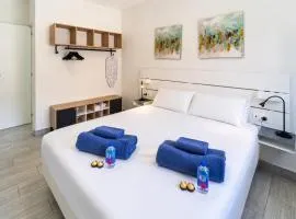 Mara 1 Playa del Burrero junto al mar wifi gratis By Canarias Prime Homes