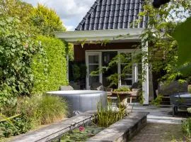 Luxury Bed & Wellness Lodge with Sauna and Jacuzzi