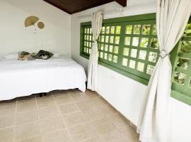 Aconchego jacaroa, Hotel in Maricá