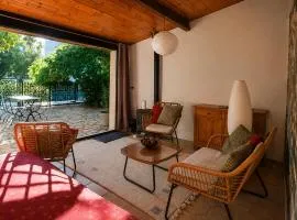 TourTour in the Loire Valley poolside Chalet