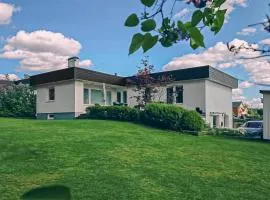 4 Bedroom Amazing Home In Vimmerby
