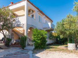Apartments Sime, hotell i Lopar