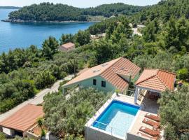 Villa Green by Villas Guide, Hotel in Blato