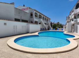 Apartamentos Xoroi, Hotel in Cala en Porter