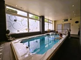 Le Castelet Sancy - Jardin & Spa