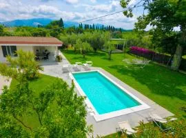 VILLA LA BOUGANVILLEA - Countryside Villa with Private Pool, Surrounded by Nature in VELLETRI - LAZIO