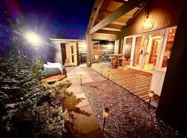 Cozy wellness chalet and private garden with sauna and outdoor bath between Amsterdam Haarlem and Schiphol Airport