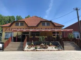Zátonyi Csárda Panzió
