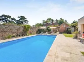 2 Bed in Cranbrook oc-51229