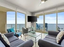 Shores of Panama 20th Floor Condo, Oversized Balcony, Sunset Heaven!
