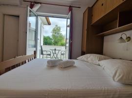 Rooms Čapo Rab, hotel a Palit