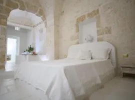 Pietra Bianca Suite