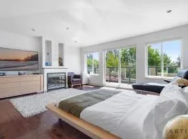 West Van Estate - Theater, Garden and Sweeping Views