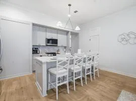 Coastline Haven 3BR - Central Location