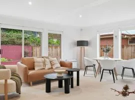 Stylish West Hobart Villa