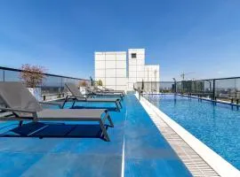 Lemari Stays Luxury 1bedroom Unit