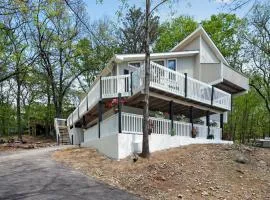 Pocono Sanctuary 10 Min to Falls Family Escape home