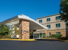 Fairfield Inn & Suites Dulles Airport, hotel em Sterling