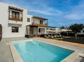 Villa Tabaiba by Villalize