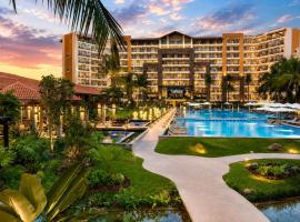 Luxury Beachfront Condo at Krystal Grand Resort - NEWLY REMODELED & NEWLY FURNISHED, viešbutis mieste Bucerías
