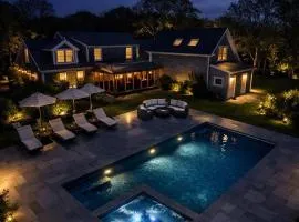 Luxe Chilmark EstatePool, BBQ & Pvt Quansoo Beach
